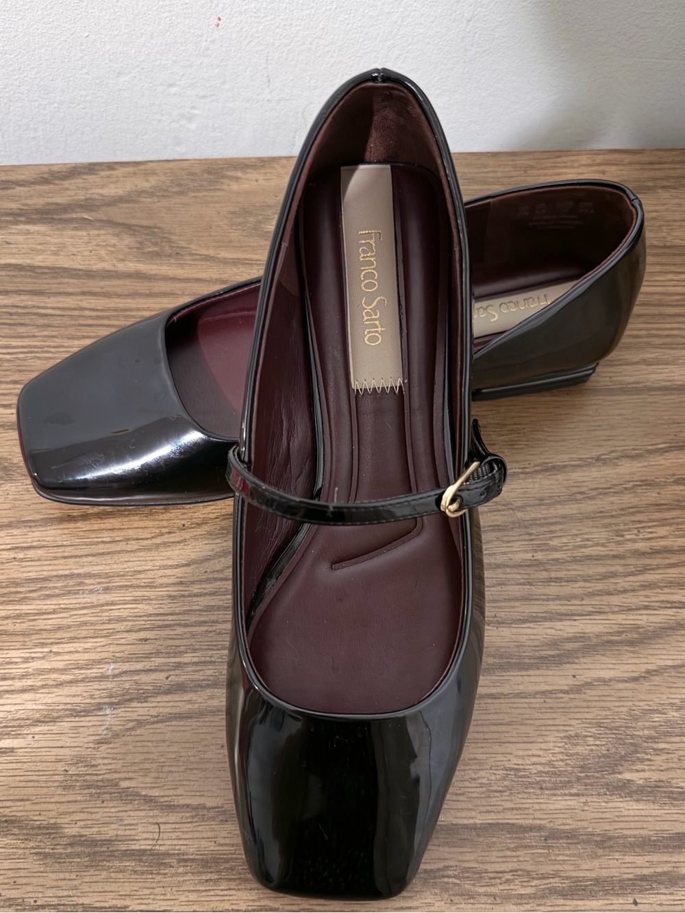 Women's Franco Sarto Tinsley Square Toe Mary Jane Flats Black Faux Patent 7W
